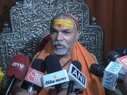 शंकराचार्य अविमुक्तेश्वरानंद ने गो रक्षा के मुद्दे पर किया 'धर्मयुद्ध' का ऐलान