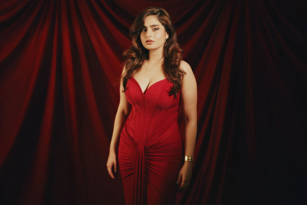 Ayesha Khan Says She Shot 'Dhurandhar' Song Shararat While On Her Period; Netizens React