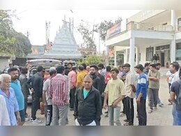 लोन दिलाने के नाम पर महिला ने लिए 3 लाख, युवक ने पिया जहर; परिजनों ने थाने में शव रखकर किया प्रदर्शन&nbsp;