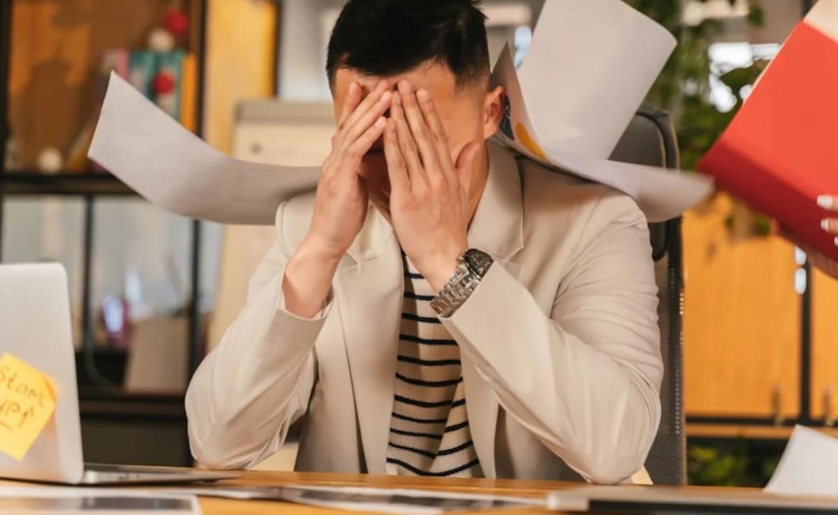 US Billionaires Are Worried Their Children Won't Be Able To Keep Jobs. Wealth Managers Explain Why