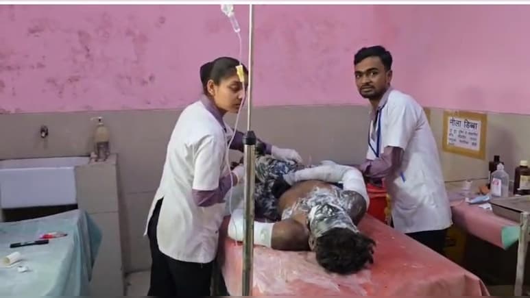 छत्तीसगढ़ के खरसिया मंगल कार्बन प्लांट में हुआ भीषण विस्फोट, एक मासूम बच्ची सहित 8 लोग झुलसे&nbsp;