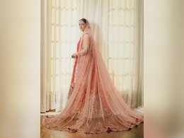 New Trend: वेडिंग डे पर ऐसे डबल दुपट्टा करें कैरी, दिखेंगी परियों सी खूबसूरत