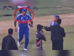 फील्डिंग कर, पागल है क्या? सूर्या ने नहीं मानी अपने 'कप्तान' रोहित शर्मा की बात, टॉस से पहले का Video viral