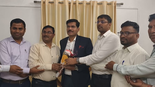 नायब तहसीलदार, कलेक्टर से IAS कैडर तक: जहां मिली कमान वहां किया कमाल, जानिए प्रमोशन से IAS बने वीरेंद्र बहादुर पंचभाई की कहानी