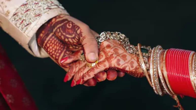 Good News: पैशांमुळे मुलीचं लग्न थांबणार नाही, 'या' योजनेची देशभरात चर्चा..कोणत्या कुटुंबांना मिळणार लाभ?