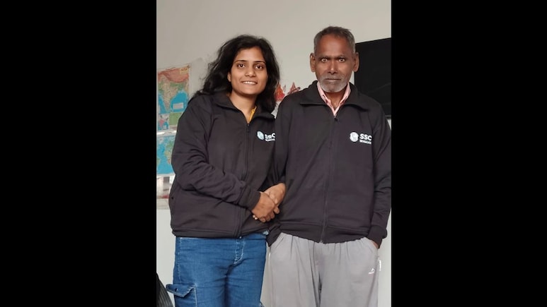 "I Never Felt Like Quitting": Meet This Rural UP Girl Who Cracks SSC GD, Selected For CISF