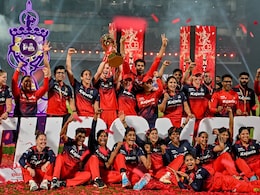 WPL में स्मृति मंधाना की RCB की जीत पर झूम उठे विराट कोहली, खास संदेश लिखकर ऐसे दी बधाई