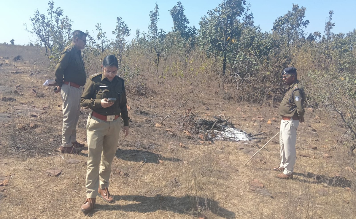 Murder Case: मैहर में मानसिक रूप से विक्षिप्त महिला की हत्या; अर्धजला शव मिलने से हड़कंप