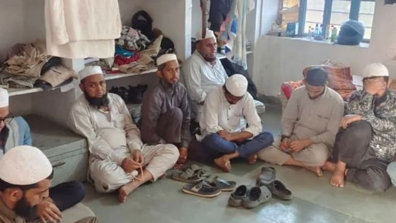 Banswara: तब्लीगी जमात के 12 लोग बांसवाड़ा में गिरफ्तार, कार्रवाई के दौरान पुलिस से उलझे