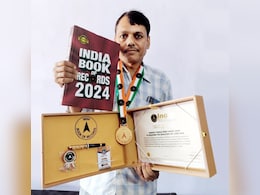 8वीं पास शख्स ने सिर्फ 24 शब्दों में पूरी रामायण लिखकर...बना डाला वर्ल्ड रिकॉर्ड