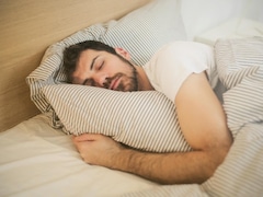 5 Hacks To Fix Your Sleep Timings, Position, And More