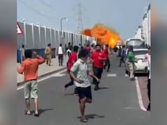 VIDEO: 'साइड हो जा...', कतर में आसमान से गिरी मिसाइल, धमाका देख शख्स जोर से चीखा