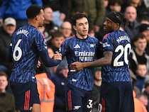 Arsenal Stretch Premier League Lead As Chelsea, Liverpool Stage Comebacks