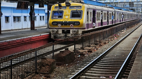 16 Mumbai Suburban Services To Get 15-Car Trains From March 19