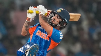 टीम इंडिया की नजर वर्ल्ड रिकॉर्ड पर, हार्दिक पर जिम्मा, स्कोर 150 पार
