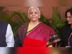 Centre To Train 20,000 Vets, Develop 500 Water Bodies For Fisheries