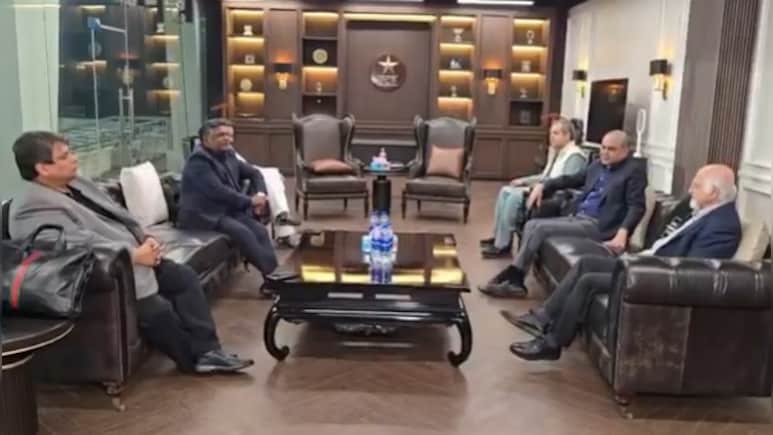 संयुक्त अरब अमीरात क्रिकेट बोर्ड ने PCB को पत्र लिखकर लगाई फटकार, पाकिस्तान के दोहरे रवैये की खुल गई कलई