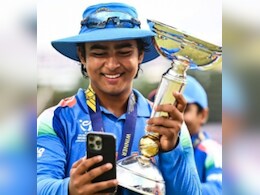 'पापा प्रणाम', U19 वर्ल्ड कप ट्रॉफी जीतने के बाद वैभव सूर्यवंशी का इमोशनल रिएक्शन हुआ वायरल