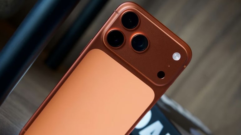 Valentine&rsquo;s Day पर iPhone 17 सिर्फ ₹50,000 से कम में! Croma सेल में मिल रहे जबरदस्त ऑफर