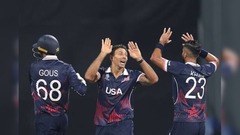 Who is Shadley Van Schalkwyk: भारतीय धुरंधरों को किया धराशायी, एक ओवर में तीन विकेट, कौन हैं ये शाल्कविक?