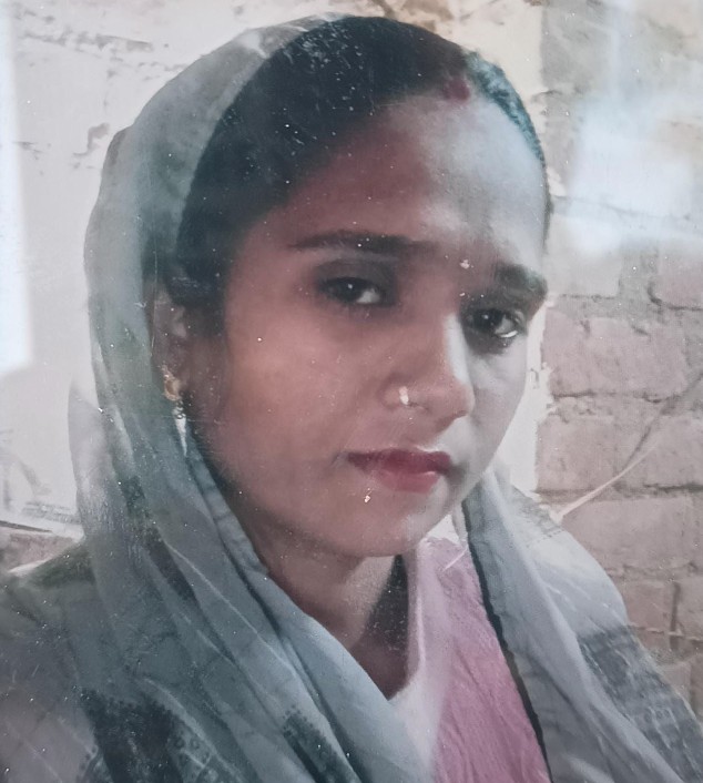 UP Woman, 27, Accidentally Hangs Herself While Filming Reel