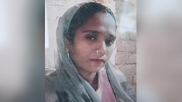 UP Woman, 27, Accidentally Hangs Herself While Filming Reel