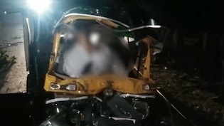 शीट काटकर निकाला ऑटो ड्राइवर का शव, 2 लोगों की मौके पर मौत... छत्रपती संभाजीनगर में दिल दहला देने वाला हादसा