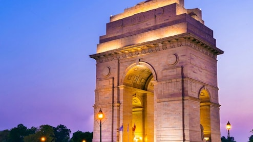 Lifelong Mumbai Resident Impressed By Delhi: 'You Guys Are Underselling Your City'