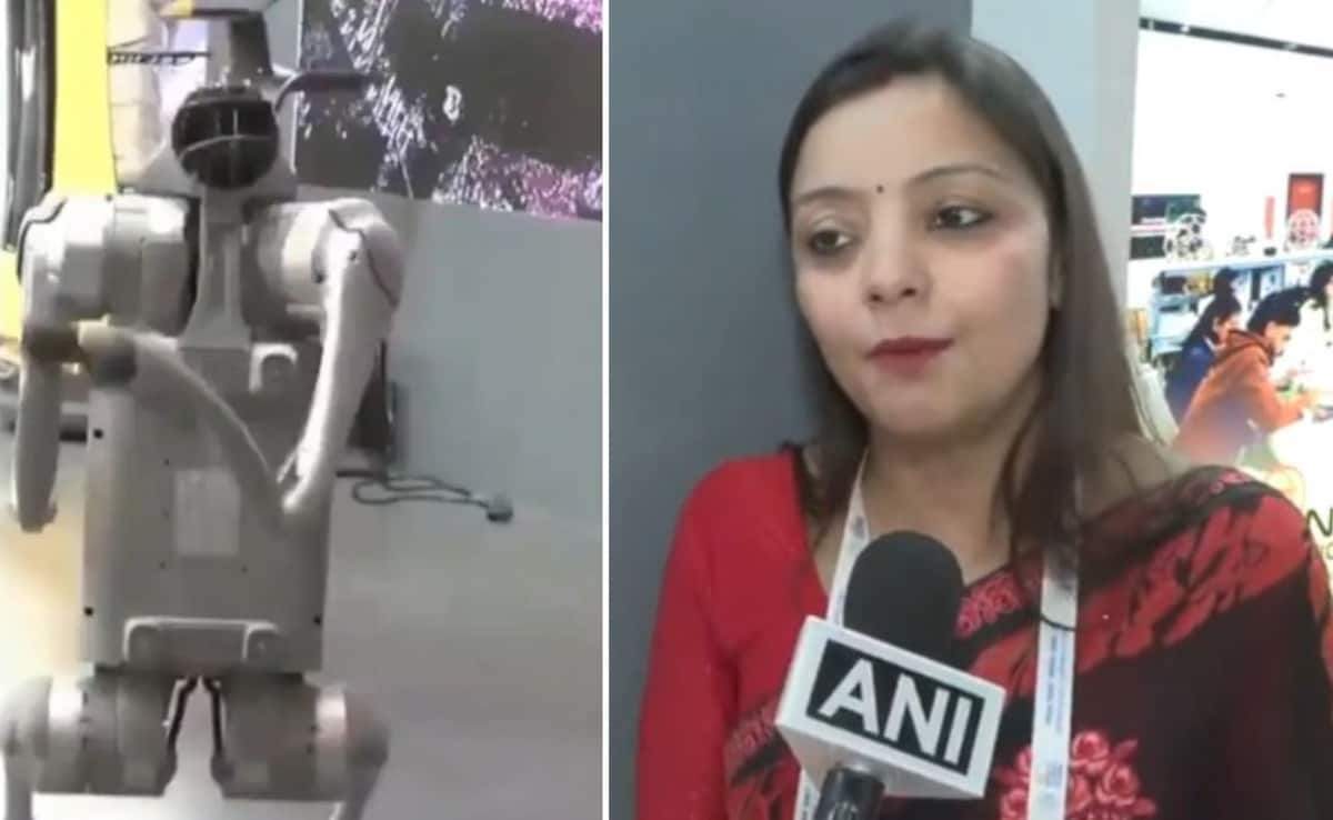 गलगोटिया ने रोबो डॉग विवाद का ठीकरा नेहा सिंह पर फोड़ा, कहा- उन्हें गलत जानकारी थी