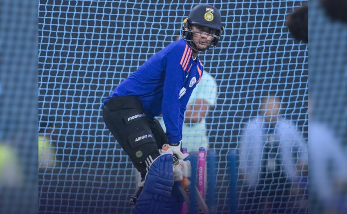 IND vs PAK: बारिश के बीच कोलंबो में 'अभिषेक' नाम का आया तूफान, वरुण-कुलदीप की गेंदों पर खूब लगाए छक्के-चौके