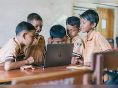 Holi Holiday 2026: होली पर स्कूलों की छुट्टी को लेकर बड़ा अपडेट, जानें 3 मार्च को स्कूल खुलेंगे या नहीं?