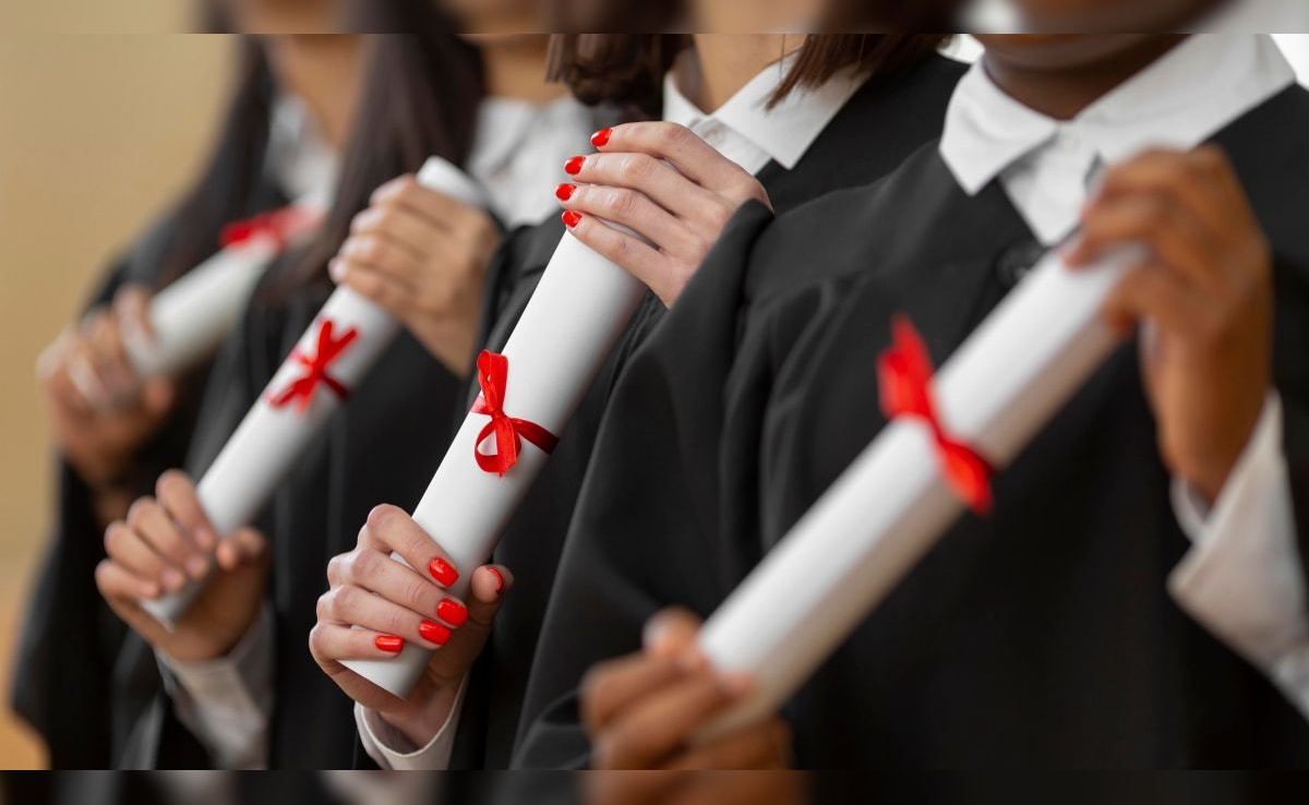 Highest Paying Degrees 2026: 2026 में ये डिग्रियां दिलाएंगी नौकरी और ...