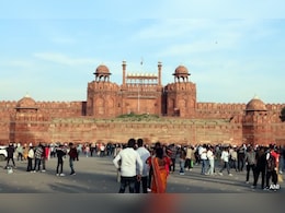 Delhi Red Fort: लाल किला 15 अगस्त तक रहेगा बंद, घूमने का प्लान है तो पहले जान लें यह जरूरी अपडेट