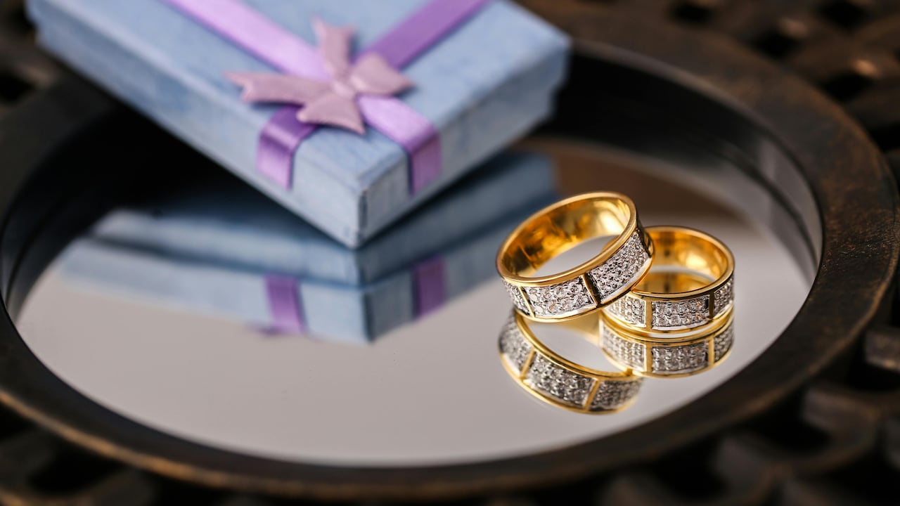 Jewellery Face-Off: Gold-Plated or Oxidised Rings – Which Type Endures Daily Wear?