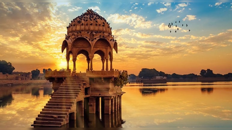 Weather Alert: राजस्&zwj;थान का मौसम बदला, वेस्टर्न डिस्टर्बेंस से बारिश का अलर्ट; IMD की नई भव&zwj;िष्&zwj;यवाणी &nbsp;