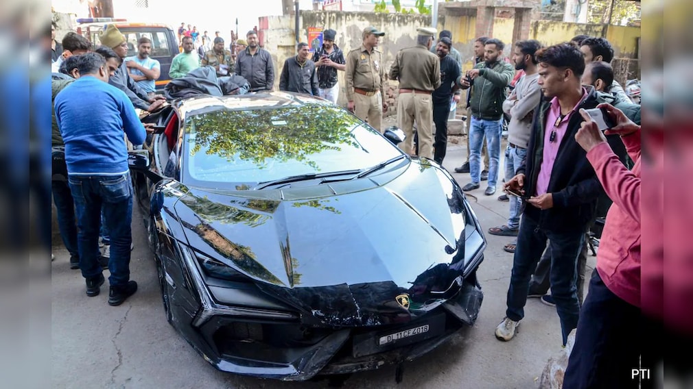Opinion | Lamborghini Crash To Dying In Pits, Many Ways To Cheapen Life In India