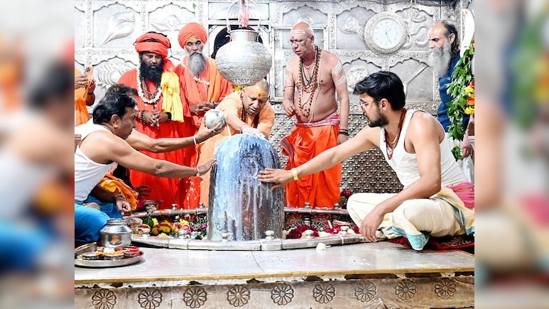 महाकालेश्वर के दर्शन करना हुआ आसान, सुबह और शाम की आरती अब बुक&zwj;िंग कीज&zwj;िए ऑनलाइन