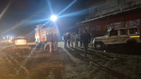 बारां: आतिशबाजी गोदाम की आड़ में चल रही अवैध पटाखा फैक्ट्री सीज, संचालक पर दर्ज होगी एफआईआर