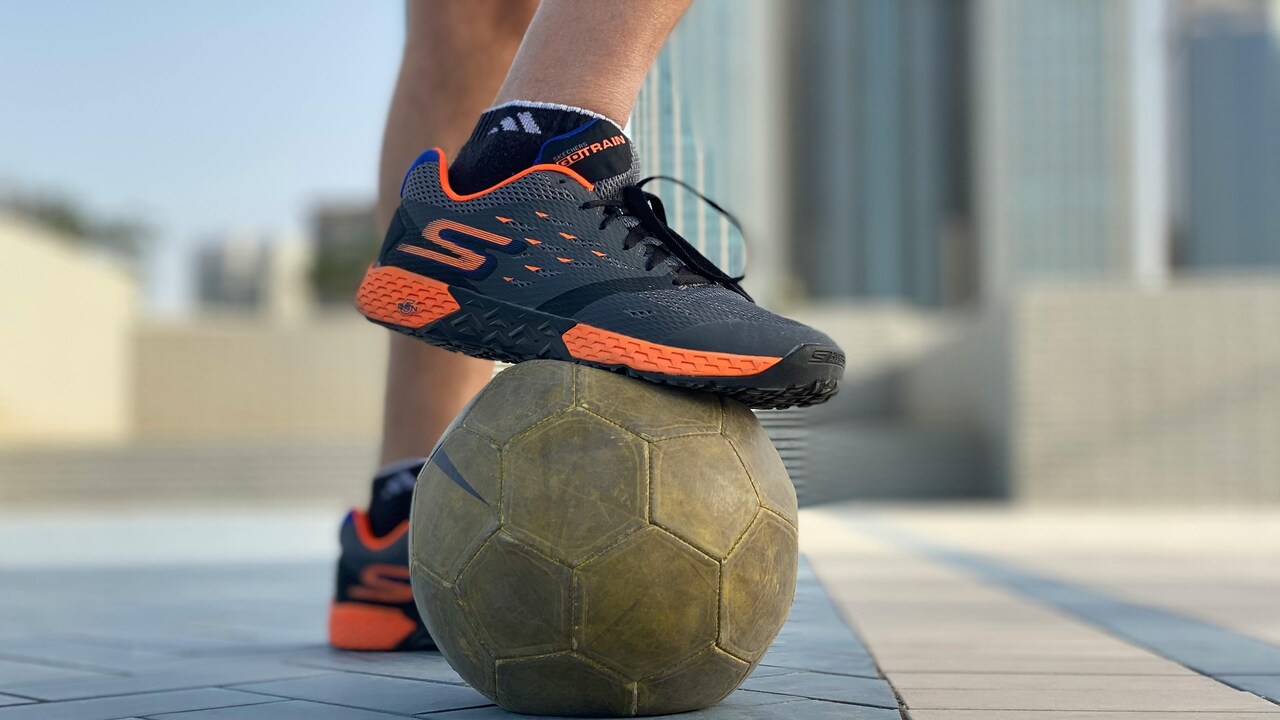 Here's what you should consider before choosing between running and training shoes.