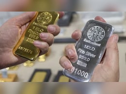 Gold-Silver Prices: ये चल क्या रहा है- कभी तेजी तो कभी गिरावट, अब खरीदें या रुक जाएं, क्या बोले एक्सपर्ट?