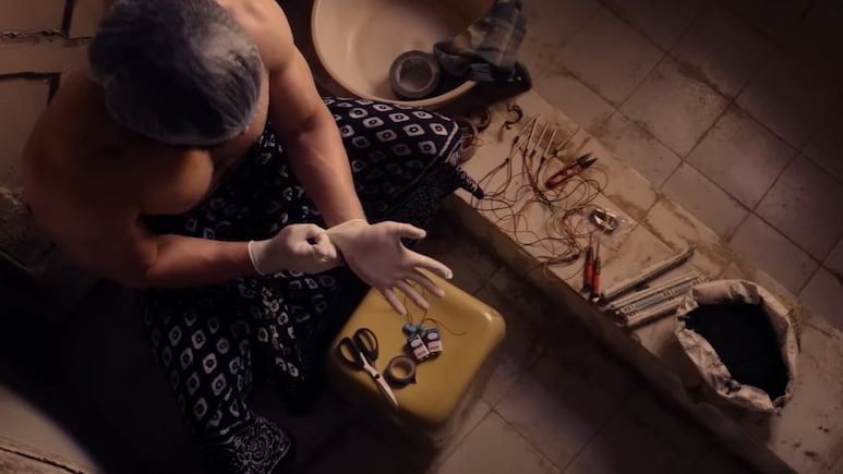 वैलेंटाइन डे के 7 दिन बाद आएगा सीरियल किलर! पूर्व पुलिस अफसर सुपारी लेकर कर रहा कत्ल, रोंगटे खड़े कर देगा ट्रेलर