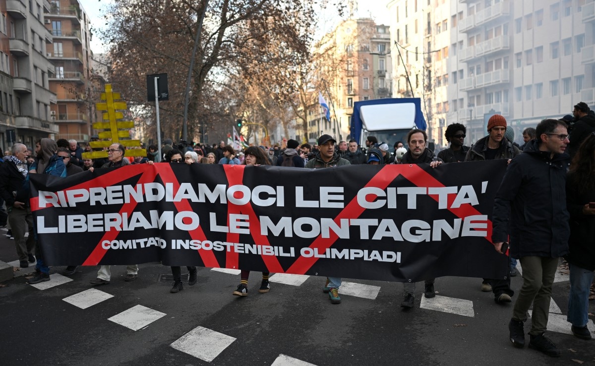 Free The Mountains!": Clashes At Milan Protest Over Winter Olympics