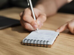 Viral: 'दारुसोबत बटाटा चिप्स पण ठेवा'; सरकारी अधिकाऱ्याच्या घरातून निघताना चोराने लिहिला मेसेज, प्रकरण व्हायरल