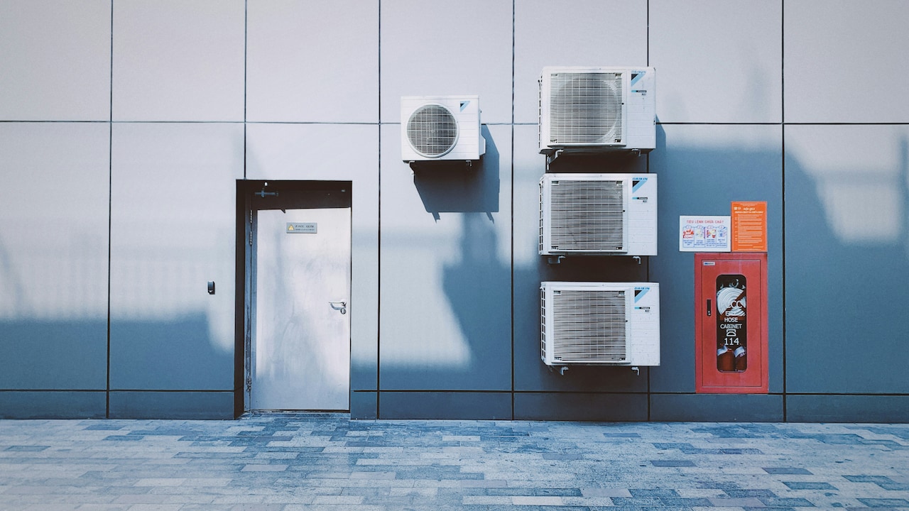 AC Sore Throat And Dry Cough Explained: How Air Conditioning Dries Out Your Body