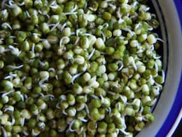 The Iron-Heart Connection: How Moong Dal Sprouts Fight Anaemia And Lower Heart Disease Risk