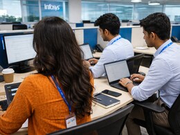 Infosys का बड़ा ऐलान, अक्टूबर से बढ़ेगी कर्मचारियों की सैलरी, 20,000 फ्रेशर्स को मिलेगी नौकरी