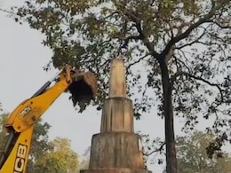 Chhattisgarh: बीजापुर के फरसेगढ़-तर्रेम में नक्सलियों के 4 स्मारक ध्वस्त, CRPF ने जंगलों में की बड़ी कार्रवाई