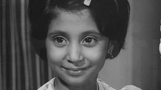 चाइल्ड आर्टिस्ट से स्टार, एक ही डायरेक्टर संग 13 फिल्म, 10 साल छोटे एक्टर से शादी, बच्ची को पहचान पाए आप?