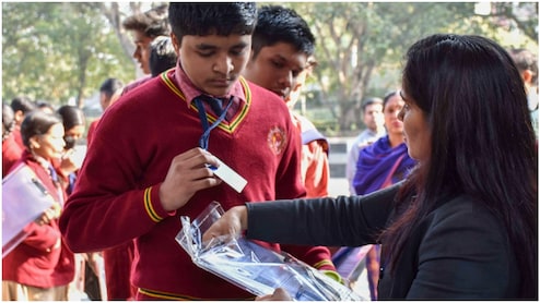 RBSE 10th 12th Board Exams: 19.90 लाख छात्र, 6191 केंद्र और 'तीसरी आंख' का पहरा, राजस्थान बोर्ड परीक्षाओं का आज से आगाज, नियम जान लें!