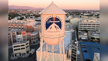 Paramount Submits Higher Offer For Warner Bros.